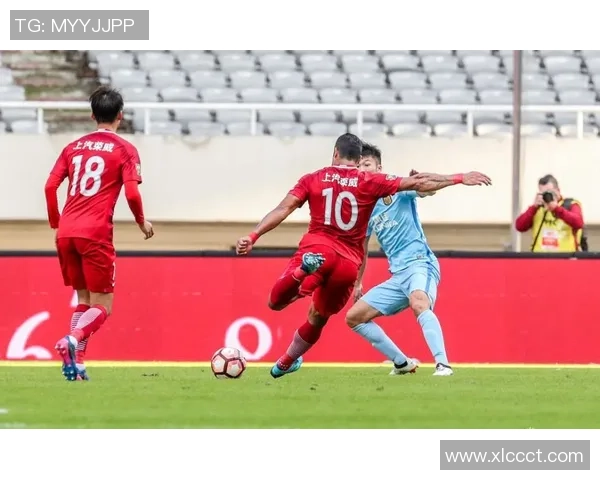 权健与申花激战正酣视频直播全程回放精彩瞬间不容错过